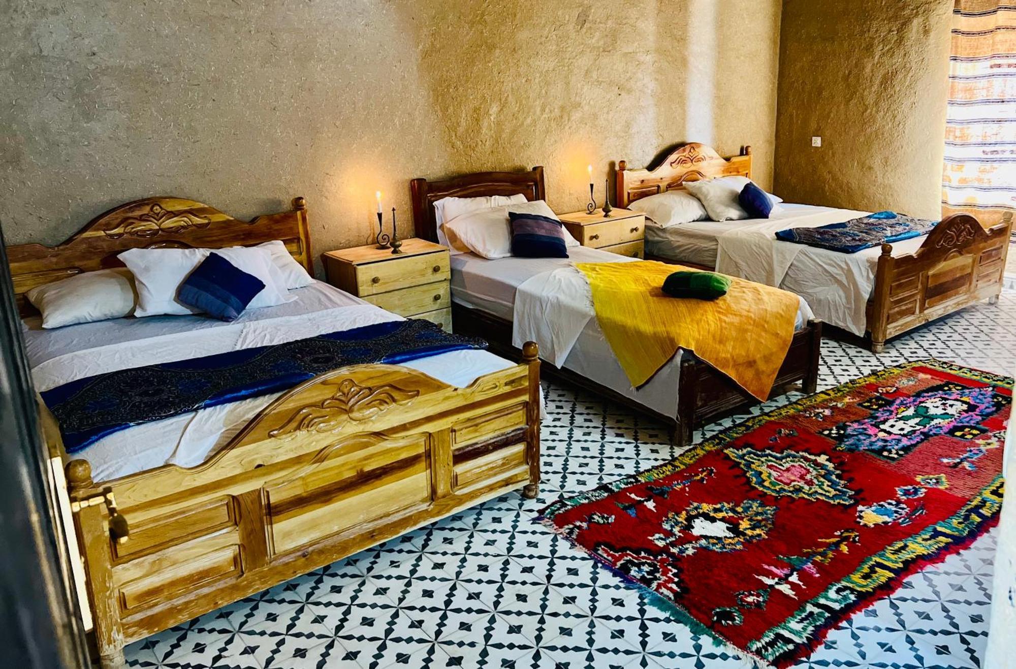 Hotel Camping Les Roses Des Dunes & Piscine Merzouga Bagian luar foto